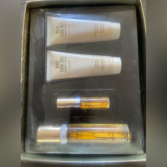 Elizabeth Taylor White Diamonds vintage gift set - Picture 3 of 5